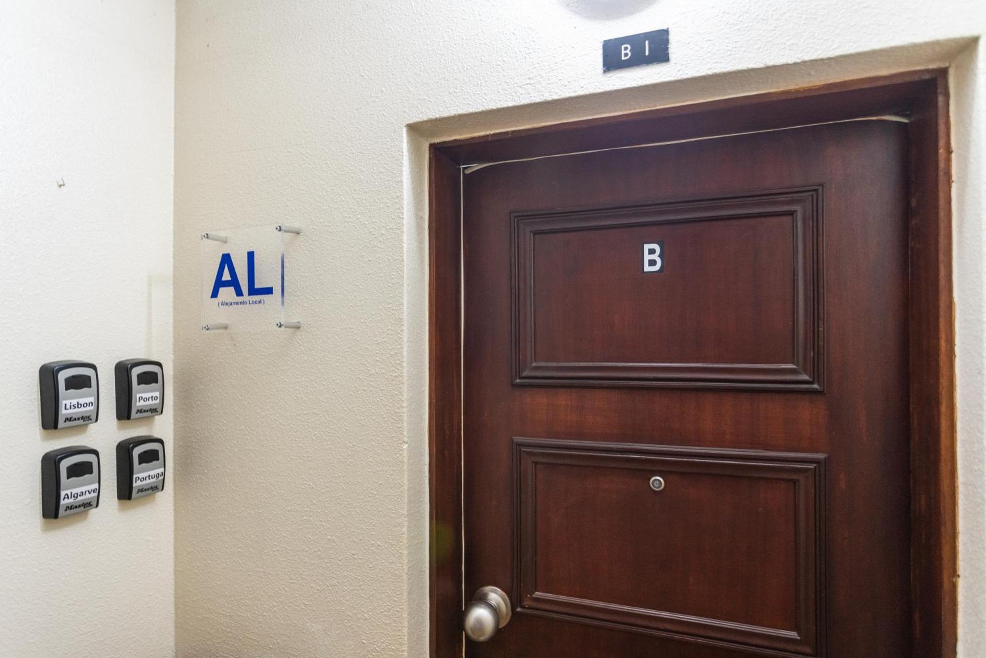 Bnb Homes Praia Da Rocha Beach Bright Apartment 50 M Away From The Ocean 포티마오 외부 사진
